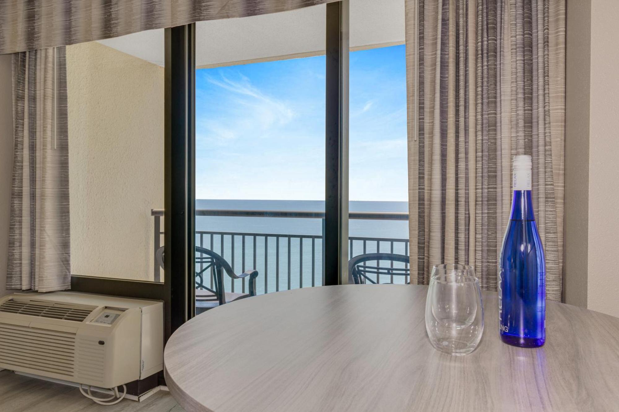 Oceanview Studio Escape With Beach Steps Away! 1828 Myrtle Beach Bagian luar foto