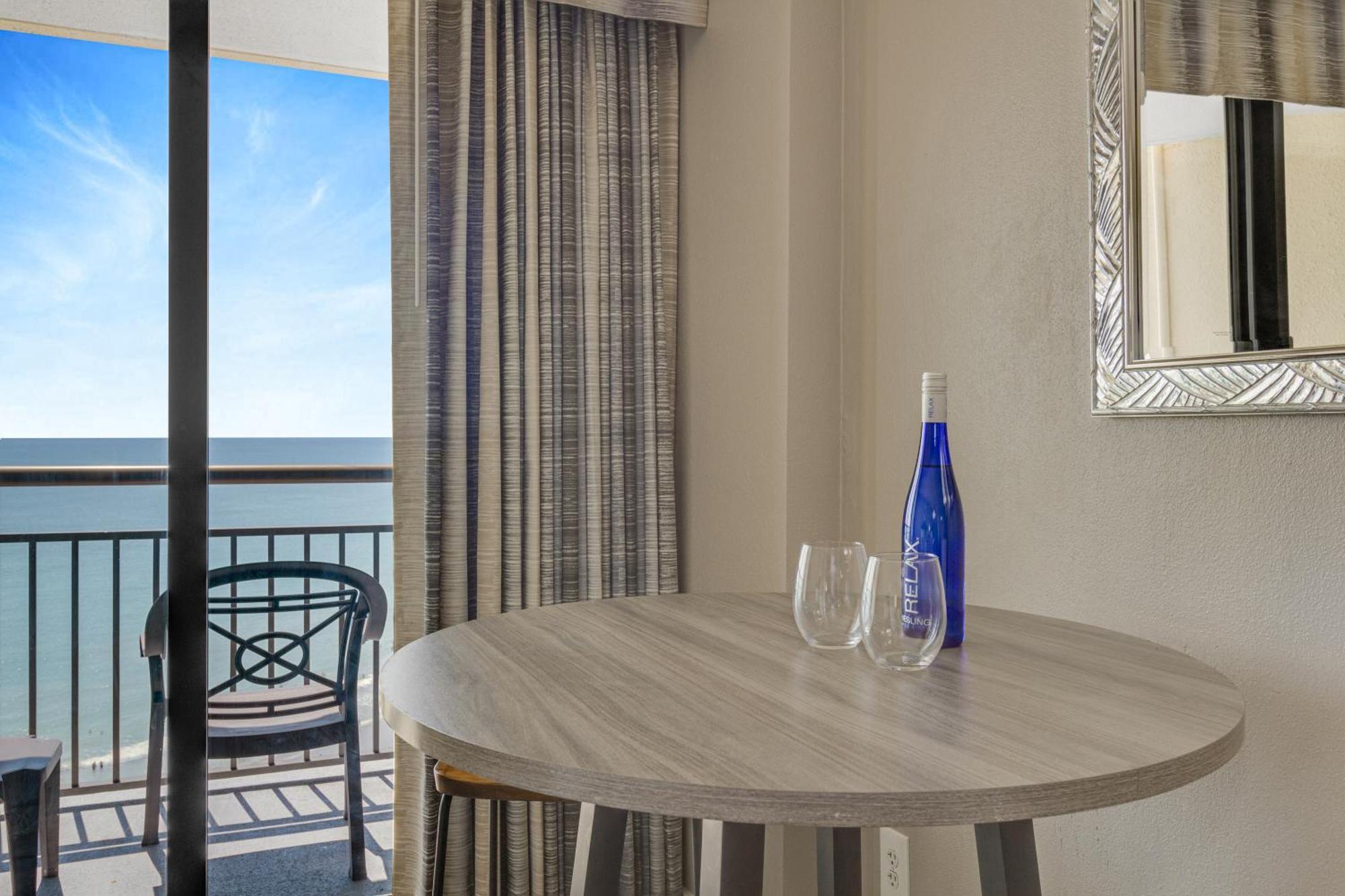 Oceanview Studio Escape With Beach Steps Away! 1828 Myrtle Beach Bagian luar foto